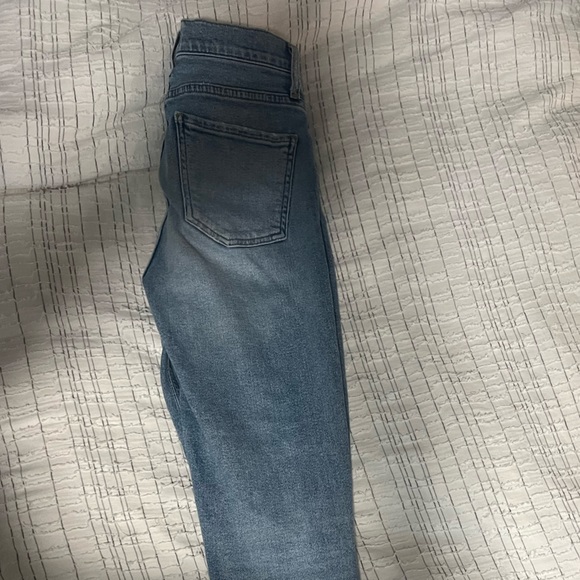 AGOLDE high waisted light wash skinny jeans - Picture 2 of 3